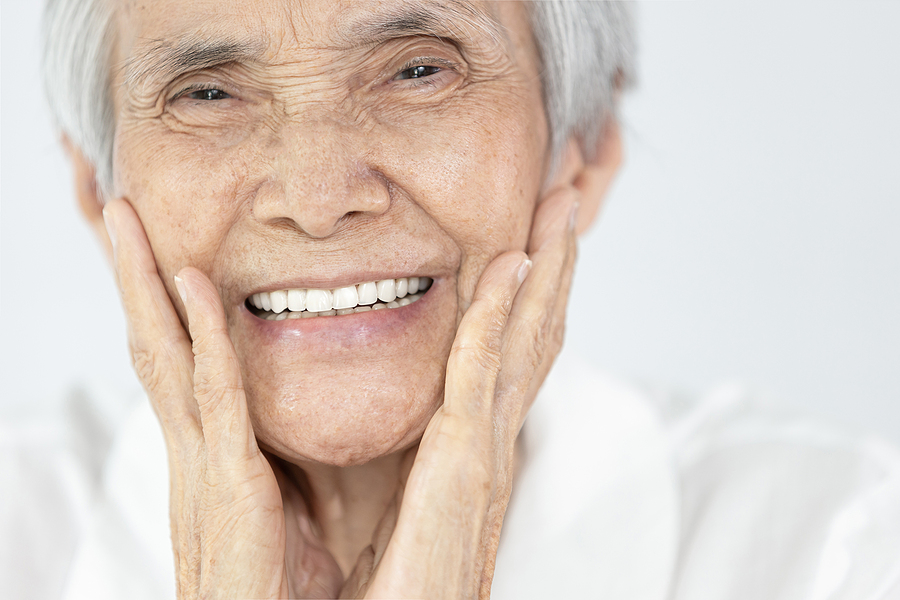 Adjusting to Life with Dentures: A Practical Transition Guide for Nashville Seniors